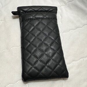 Black Sunglasses Pouch